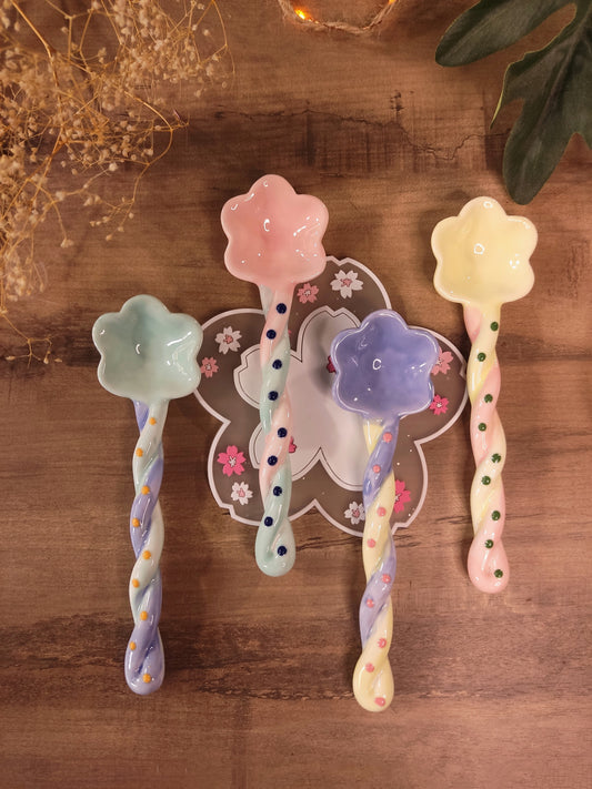 Cuillère en forme de Fleur en Céramique | Pastel | Design Floral Kawaii