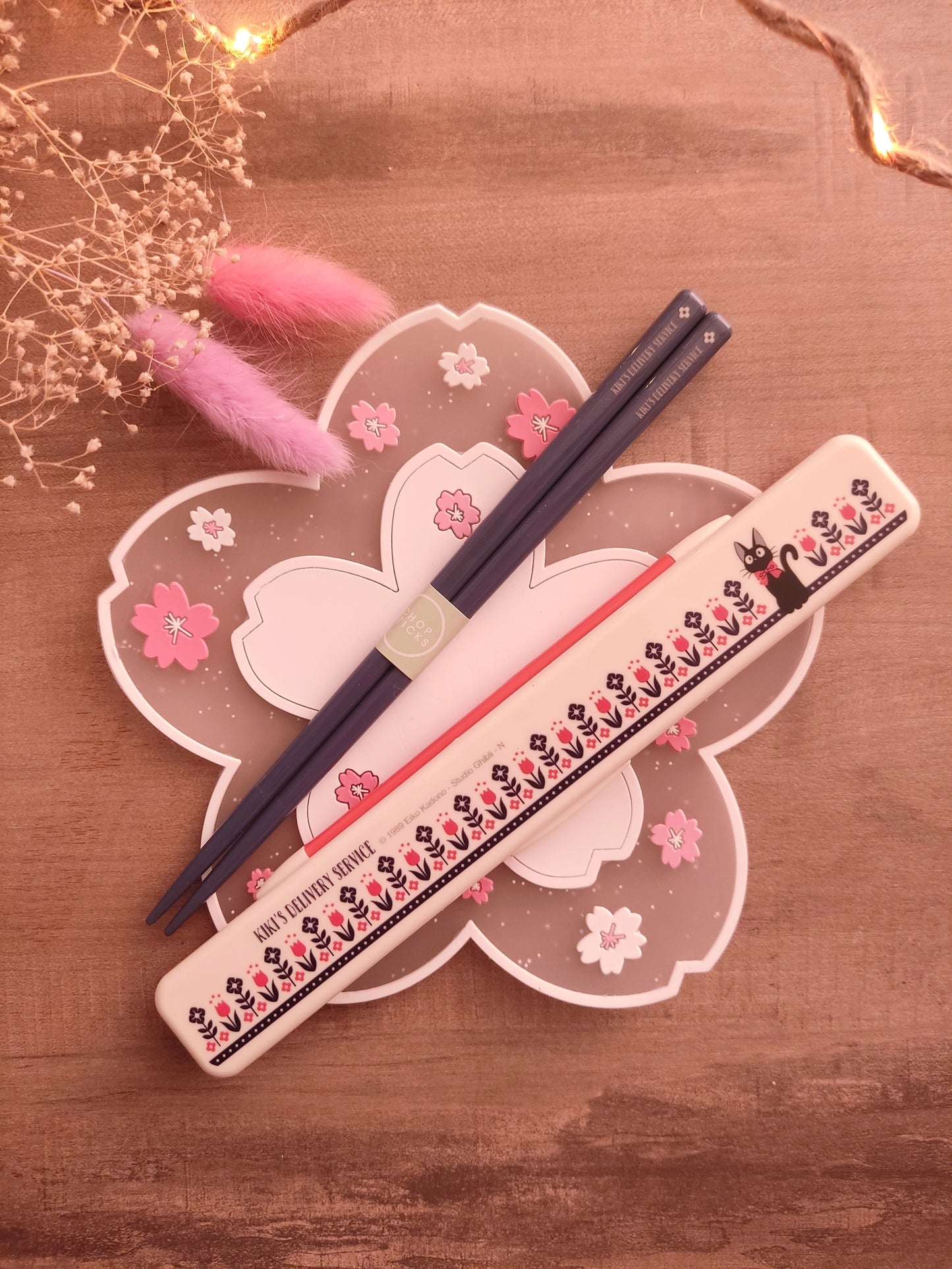 Boîte à Baguettes Jiji | Kiki la Petite Sorcière | Set Baguettes et Boîte minimaliste | Studio Ghibli