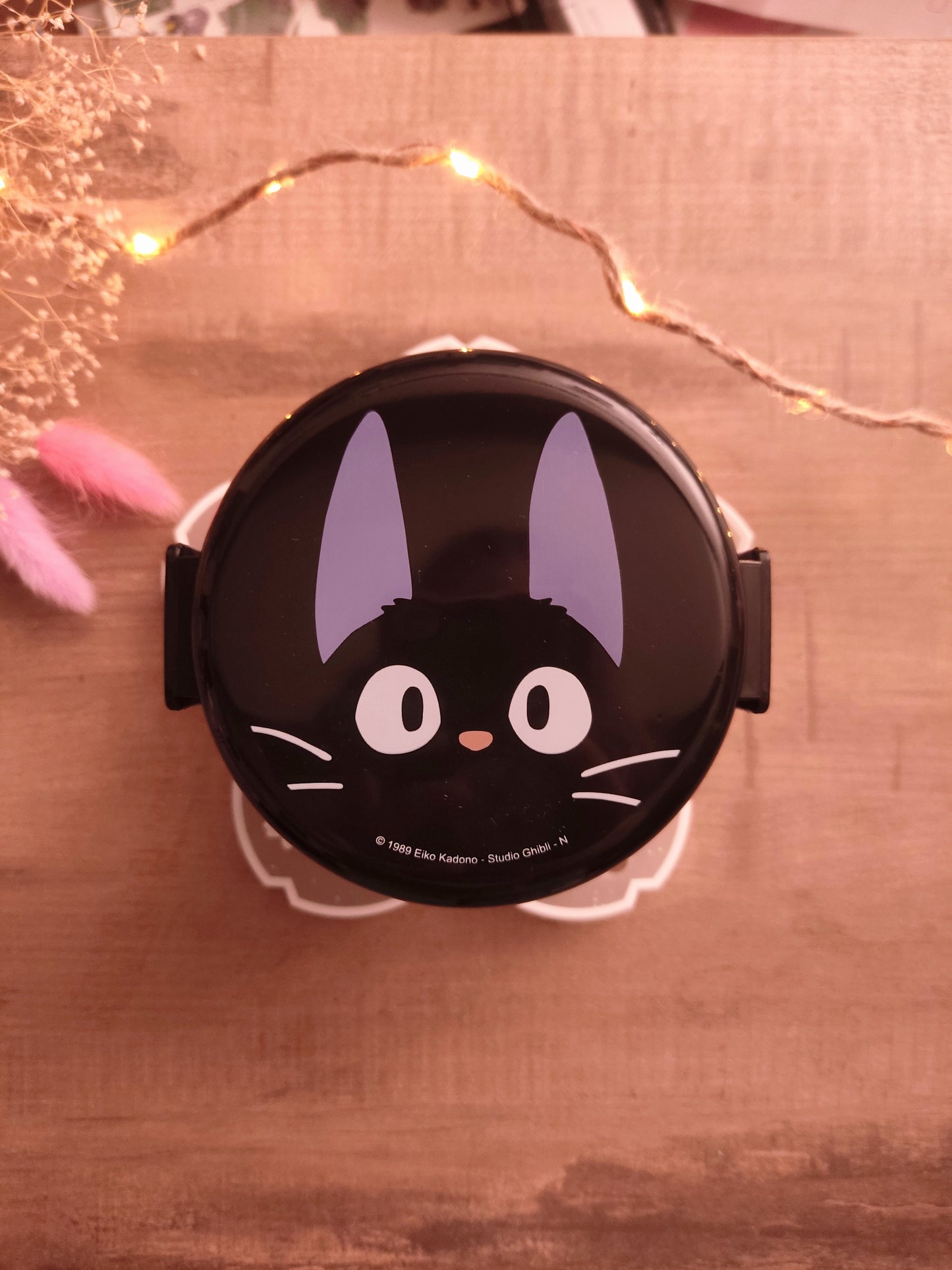 Boîte à Bento Jiji Ronde - Kiki la Petite Sorcière - Deux Niveaux - Fourchette Incluse - 250ml - Repas Ghibli Enfant & Adulte