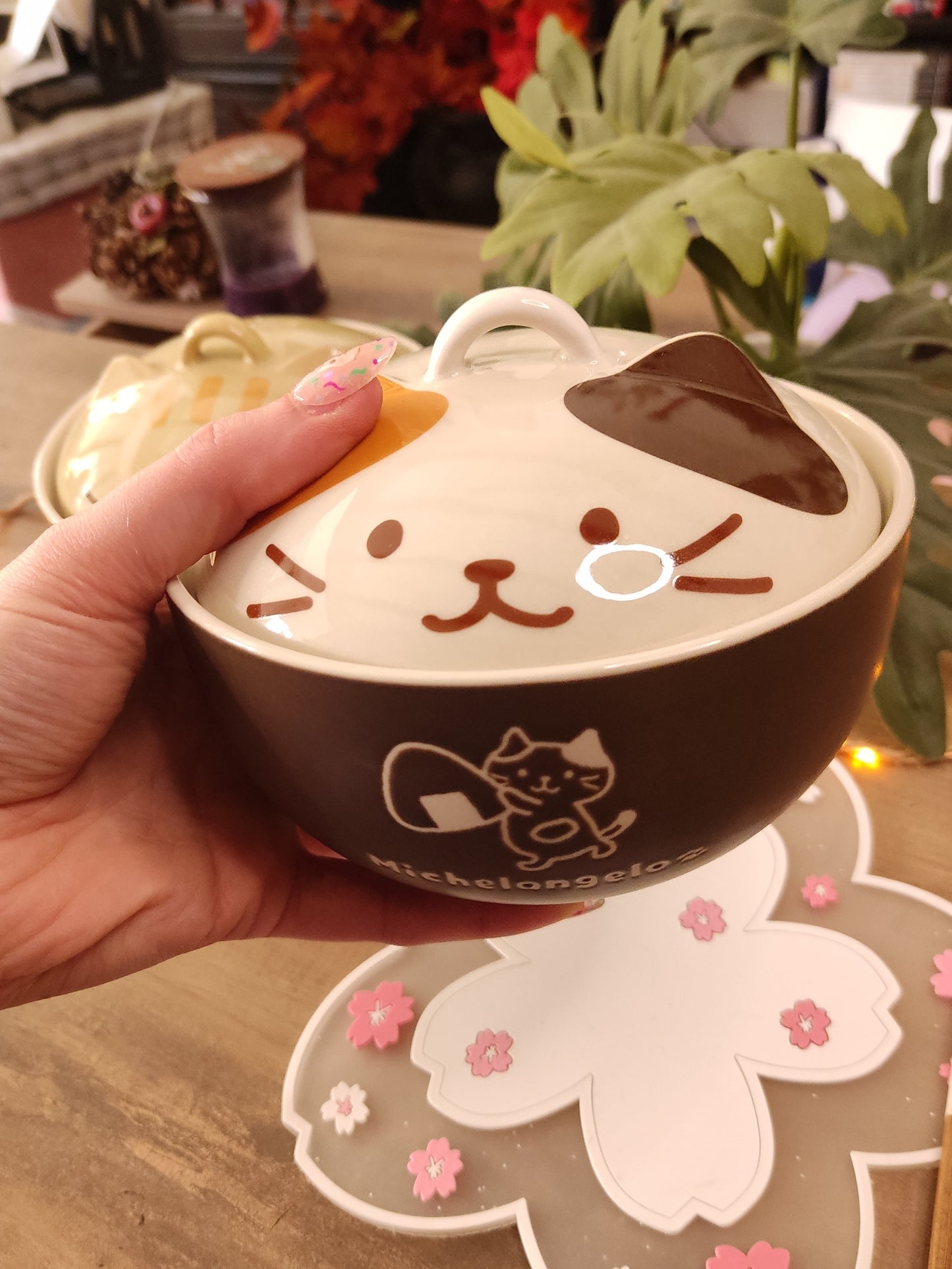 Bol à Soupe Ramen Chat Calico Kawaii avec Couvercle Céramique | Bol Japonais Mignon | Cadeau Amoureux des Chats