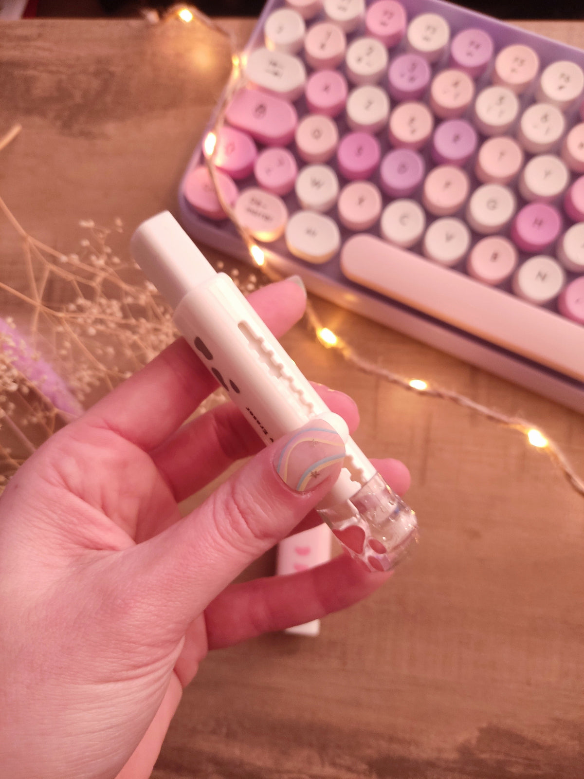 Gomme patte de chat retractable