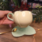 Tasse Tulipe Blanche avec Soucoupe en Forme de Feuille | Mug Floral et Original | Tasse à Café ou Thé Élégante