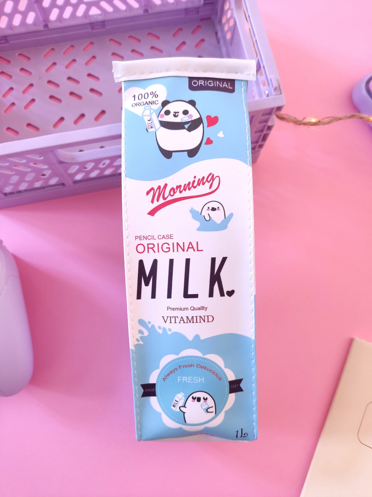 Trousse d'école originale en forme de brique de lait pour la rentrée.
