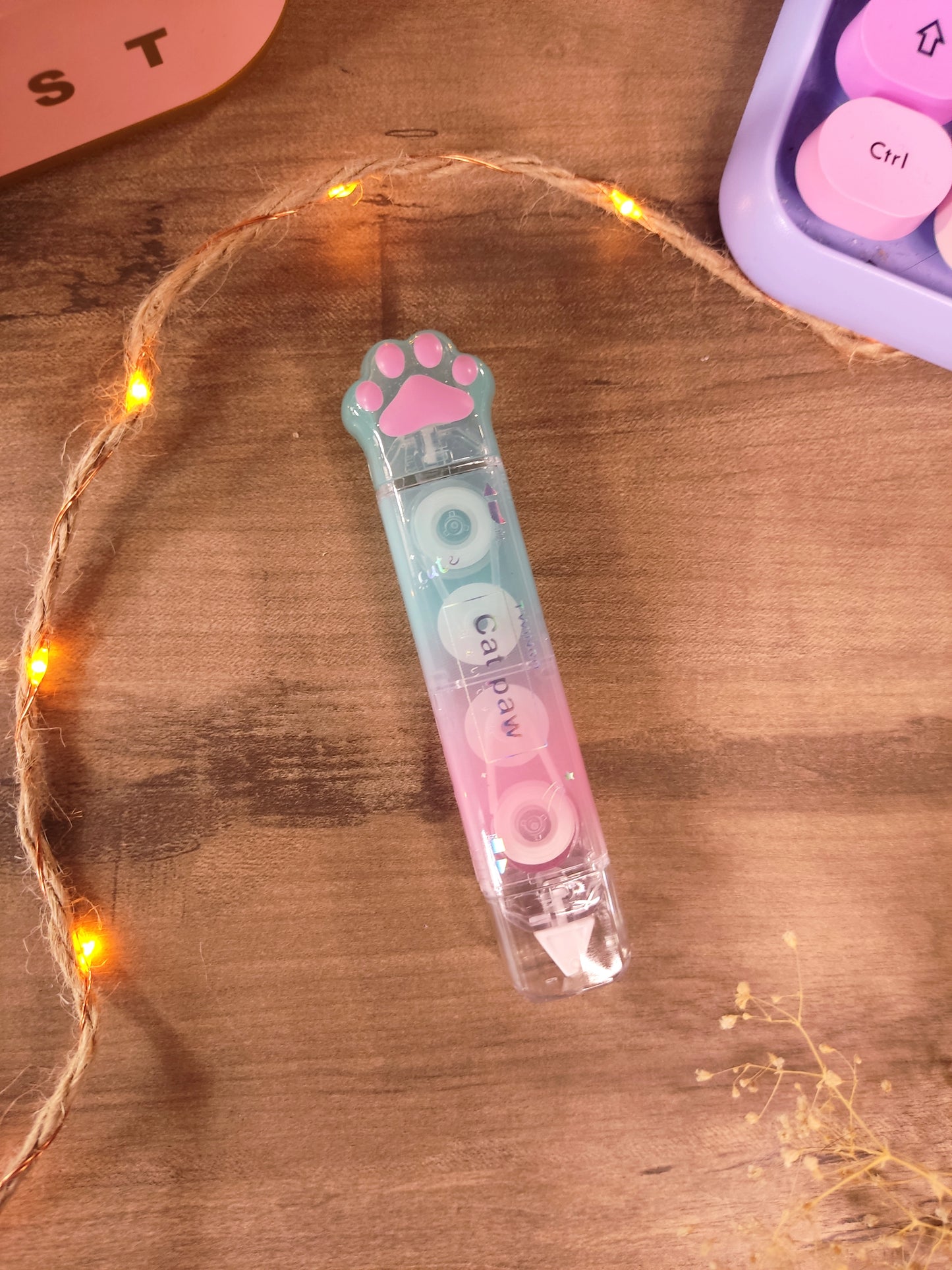 Crayon patte de chat 2-en-1 Typex et Colle Roller | Accessoire Bureau Pratique & Original